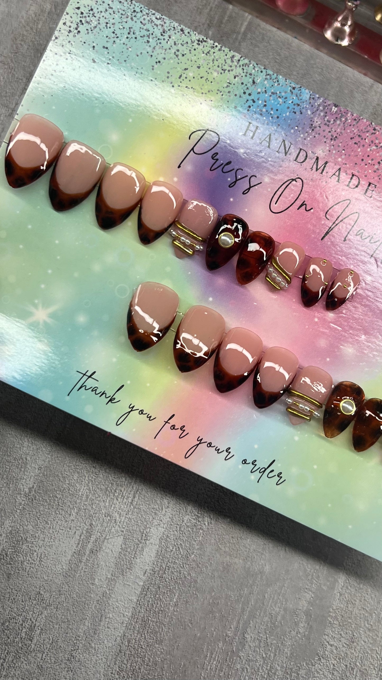 Brown Baddie  Press on Nails