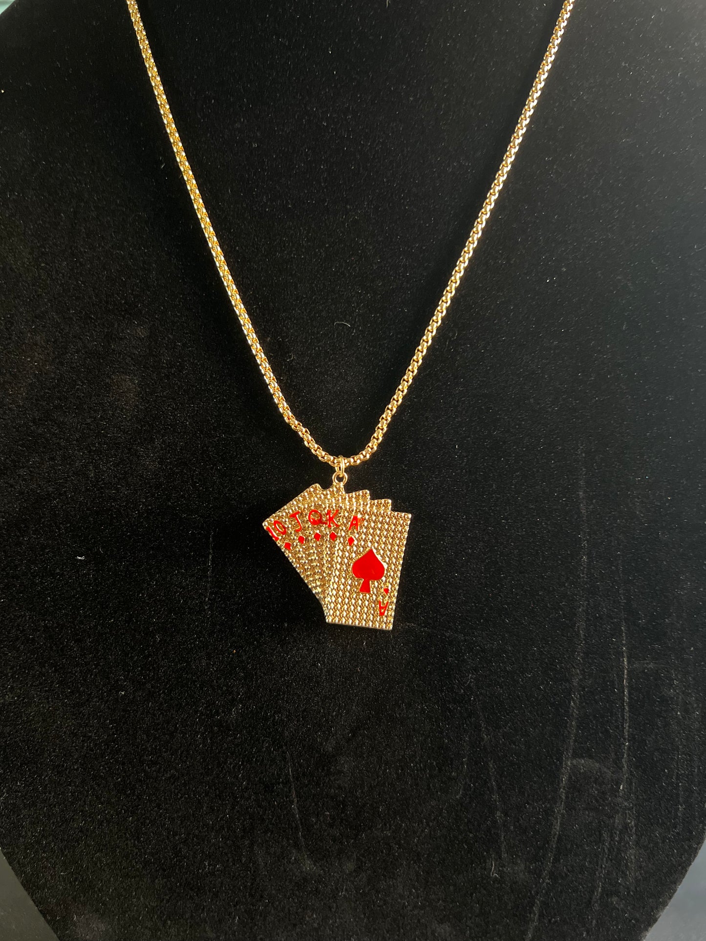 Play ur Card Right Necklace