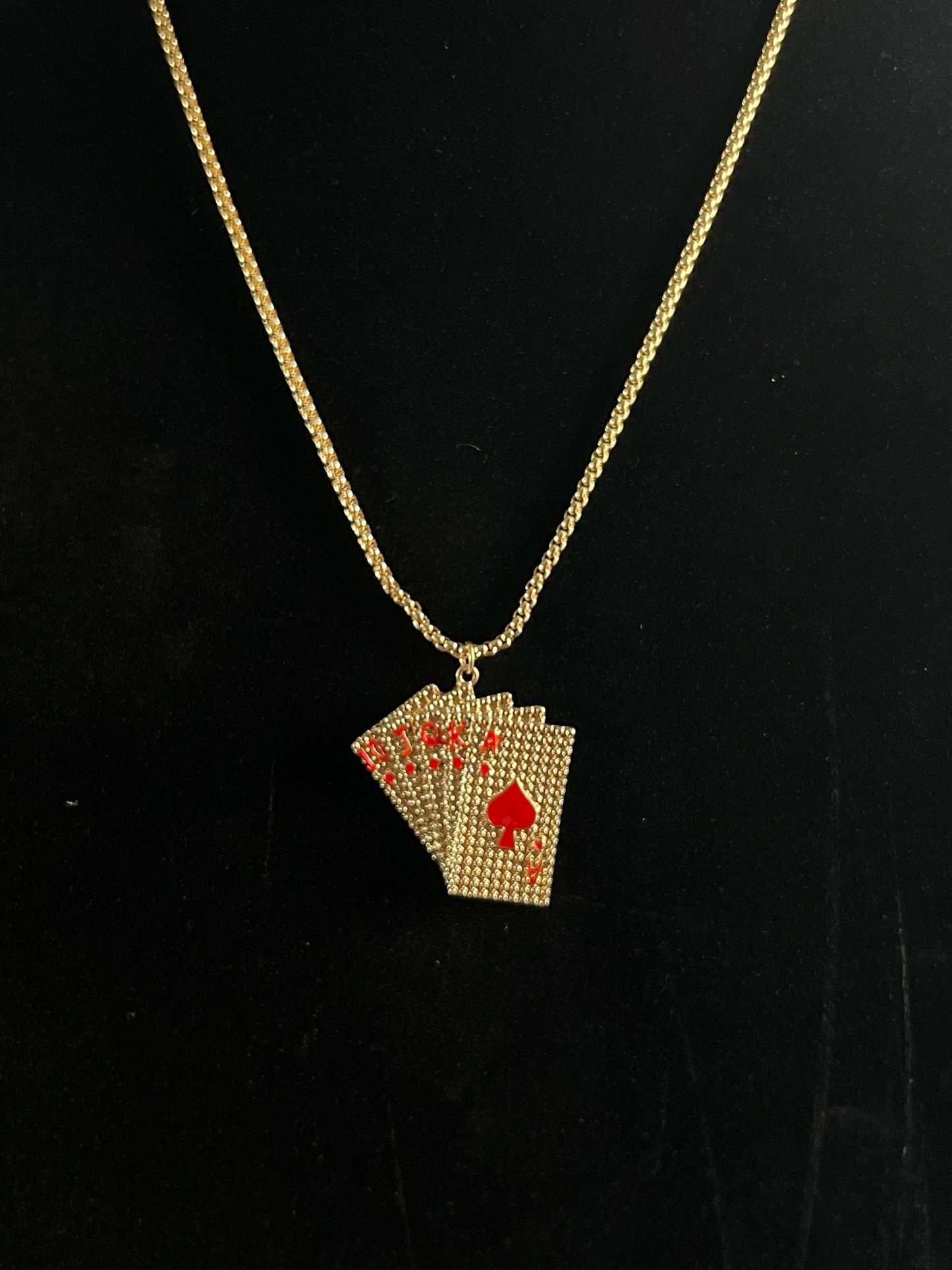 Play ur Card Right Necklace